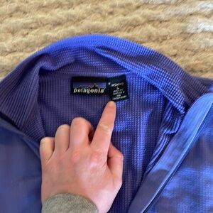 Purple Patagonia q-zip, size large